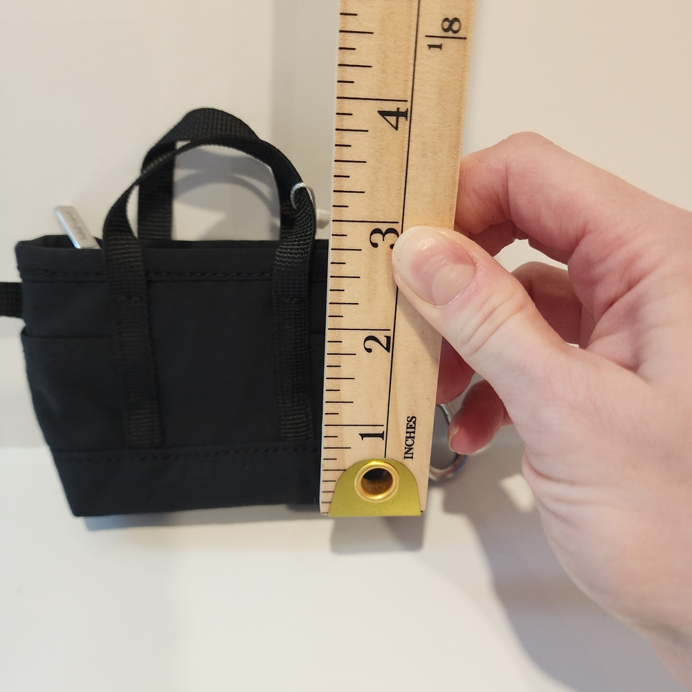 Lululemon Athletica Black Mini Tote with‎ Keychain - Picture 7 of 7